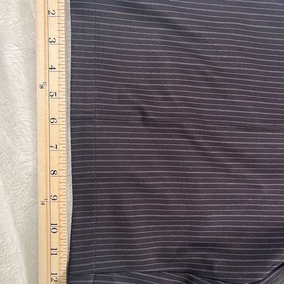 Mens Black and White lone Cypress by Pebble Beach size 36 Golf Shorts - Picture 4 of 6